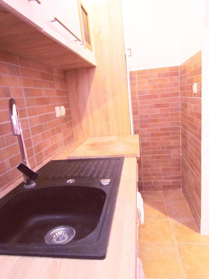 Center Studio Apartment Pula Ngoại thất bức ảnh